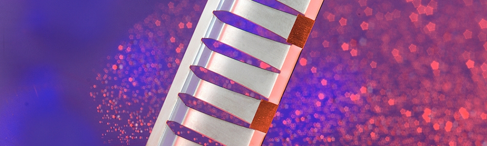 Montage und Weiterverarbeitung von kleinen Baugruppen. Montage und Weiterverarbeitung von kleinen Baugruppen.